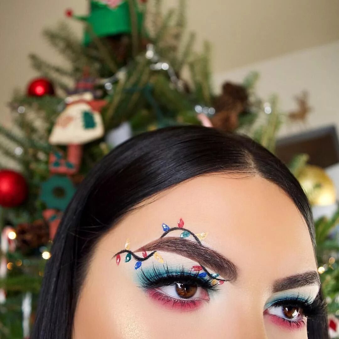 Прическа и макияж на новый год 2025 ♡ Pin Vvivieen ♡ Christmas eye makeup, Eye makeup, Christmas eyeshadow