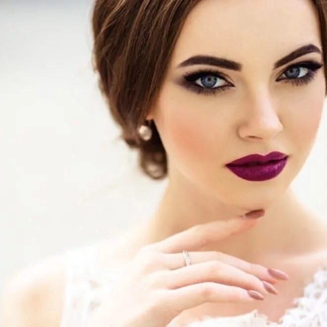 Прическа и макияж образы фото #makeup2019 #bridalmakeup #bridal2019 #makeup #likeforfollow #makeupartistsworld