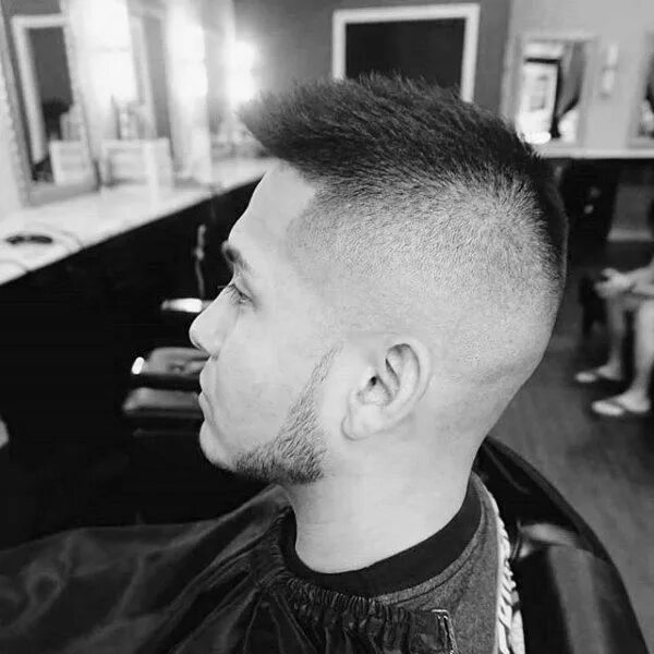 Прическа ирокез короткий Faux Hawk Frisuren für Männer - 40 Modische Fohawks - Mann Stil Tattoo Faux hawk