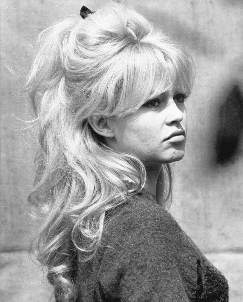 Прическа как у бриджит бордо как сделать Brigitte Bardot Bardot hair, Brigitte bardot hair, Bridget bardot hair