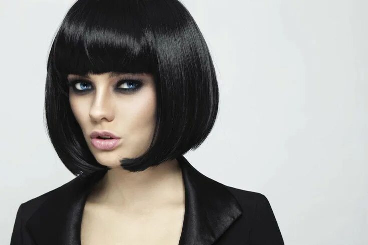 Прическа кар Adore this hair #curlybobhairstyles Bob hairstyles, Front hair styles, Angled bo