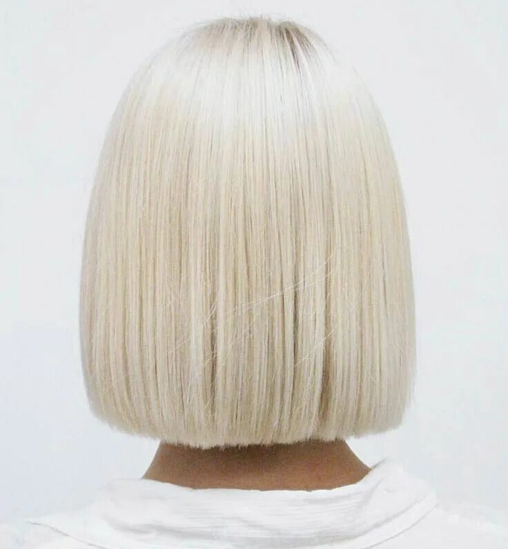 Прическа каре белые волосы blonde Platinum blonde bobs, Hair styles, Hair beauty