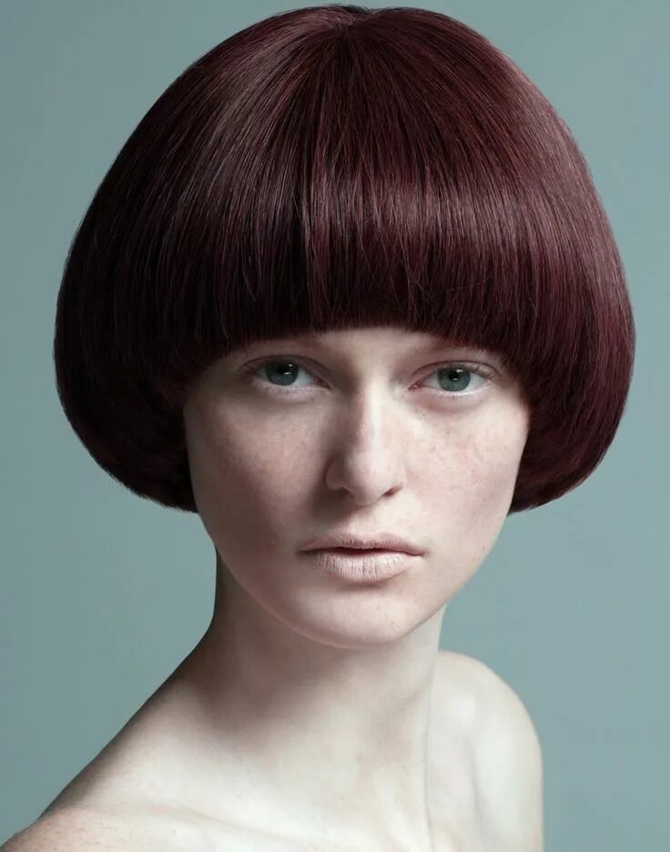 Прическа каре горшок Christos Karantzolas Mushroom hair, Bowl cut, Short hair with bangs