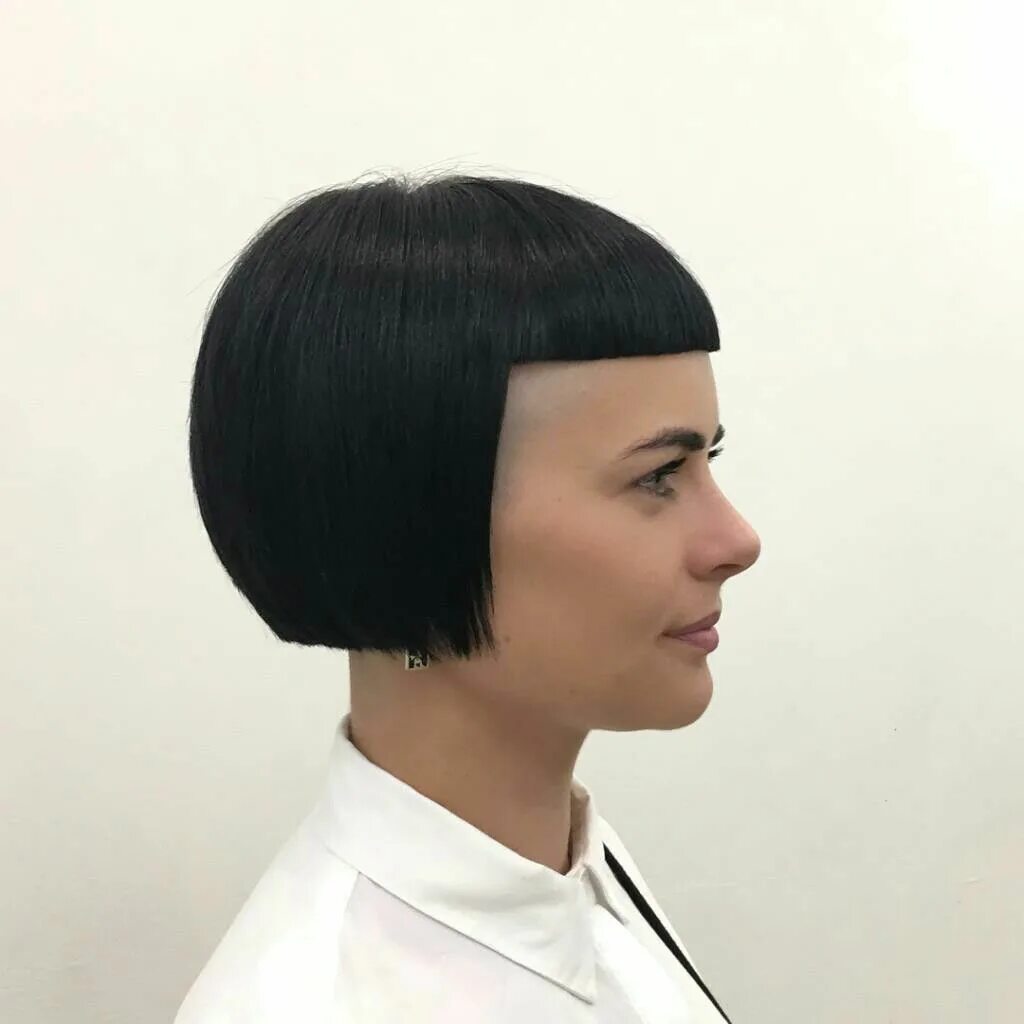 Прическа каре горшок Pin von ерик бирнессон auf стрижка Bob frisur, Kurzhaarfrisuren, Frisuren