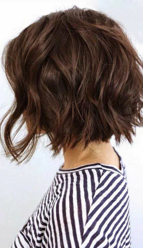 Прическа каре пушистое 20+ Wavy Bob Haircuts Bob-Hairstyle.Com Wavy bob haircuts, Haircut for thick hai