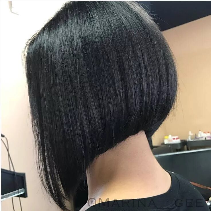 Прическа каре с длинными волосами сзади A-LiNE #wella #lillyghalichi #leylamilani #hairlove #bobhaircut #bob #longbob #h