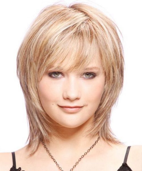 Прическа каскад женская на круглое лицо Pin by Linda Pavlovich on love it Thin hair haircuts, Medium hair cuts, Short ha