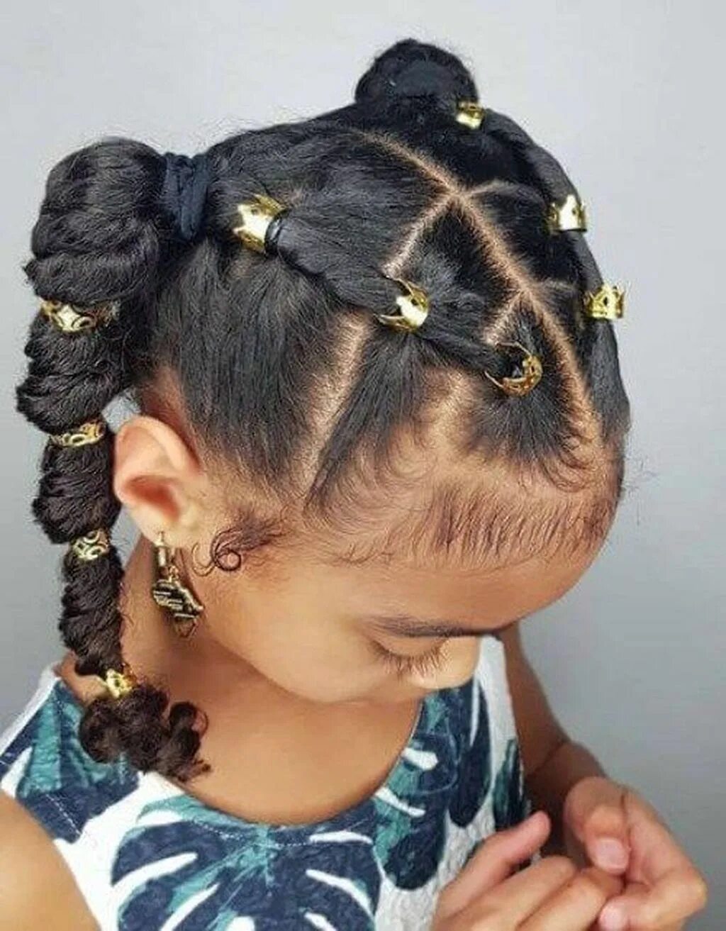 Прическа колечко для девочки 35 Outstanding Kids Braided Hairstyle Ideas With Beads To Have Black kids hairst