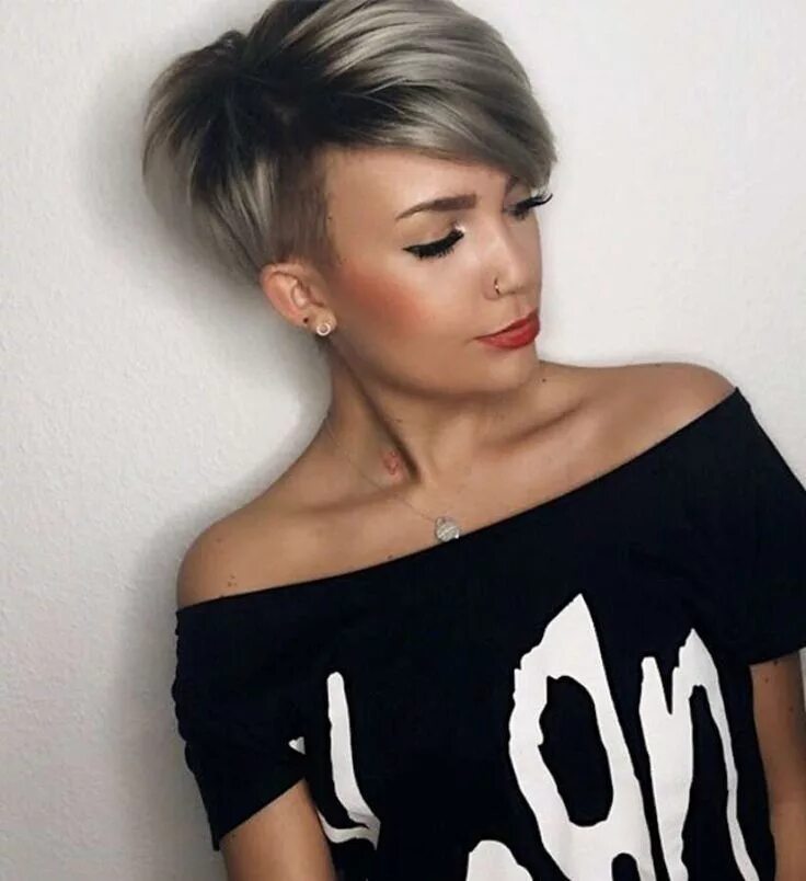 Прическа короткая женская молодежная Short Hairstyles 2018 - 1 Short hair balayage, Thick hair styles, Balayage hair