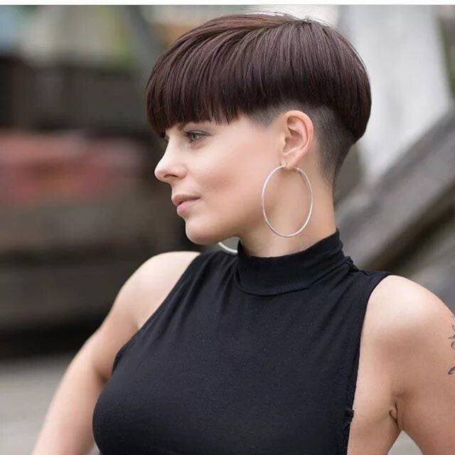 Прическа короткие виски длинная челка Pin on Haircut