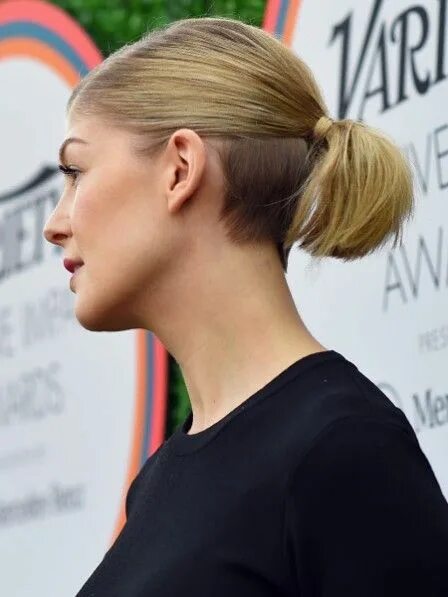 Прическа короткие волосы хвостики Lady Nape Undercut long hair, Short hair undercut, Undercut hairstyles