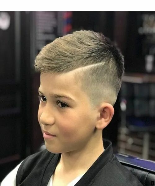 Прическа короткие волосы мальчик 14 лет Textured Crop + Skin Fade Kids hair cuts, Boy hairstyles, Boys fade haircut