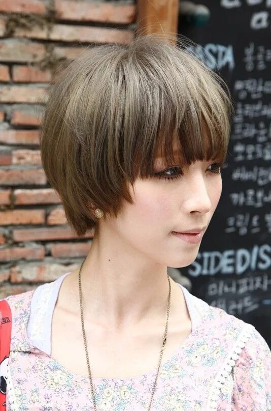 Прическа короткий боб с челкой фото Beautiful Bowl-Cut with Retro Fringe - Short Japanese Hairstyle for Girls - Hair