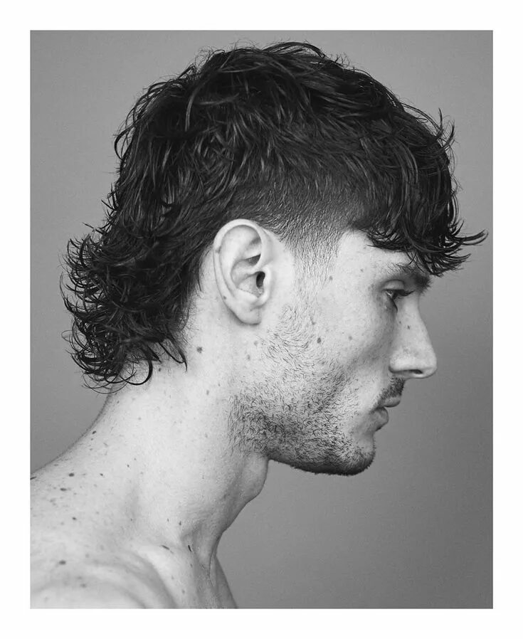 Прическа короткий малет 47 Mullet Haircut Ideas For Swanky Guys Mullet haircut, Mullet fade, Long hair s