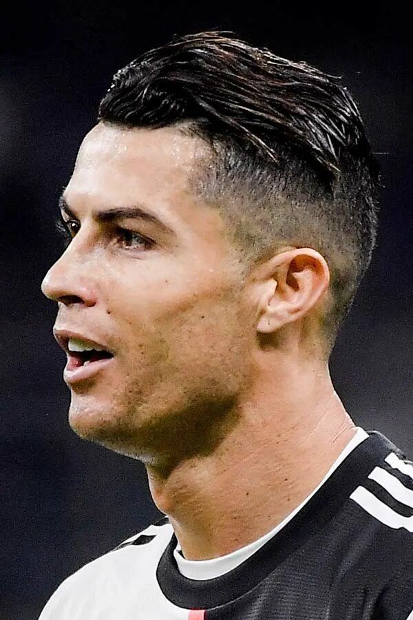 Прическа криштиану 22 Christiano Ronaldo Haircut Ideas Cristiano ronaldo haircut, Ronaldo haircut, 