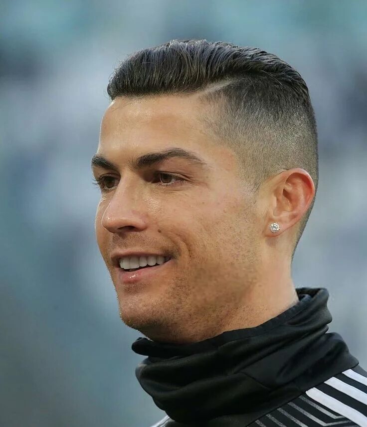 Прическа криштиану роналду Ghim trên Cristiano ronaldo Kiểu tóc, Thể thao, Bóng đá