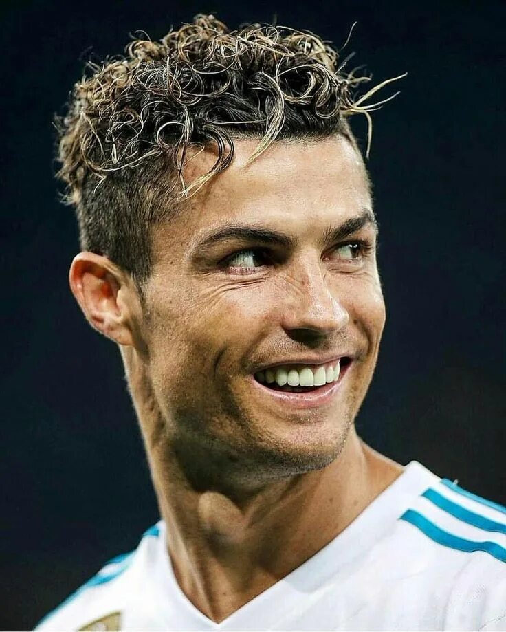 Прическа криштиану роналду 2018 года Ajdin on Twitter Cristiano ronaldo haircut, Cristiano ronaldo hairstyle, Ronaldo