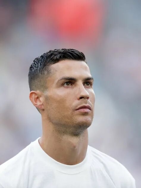 Прическа криштиану роналду в 2024 году 10 популярных идей на тему "ronaldo haircut" для вдохновения