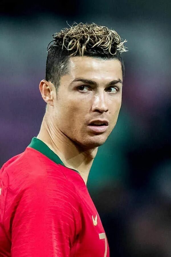 Прическа криштиану роналду в молодые годы 22 Christiano Ronaldo Haircut Ideas Cristiano ronaldo haircut, Ronaldo haircut, 