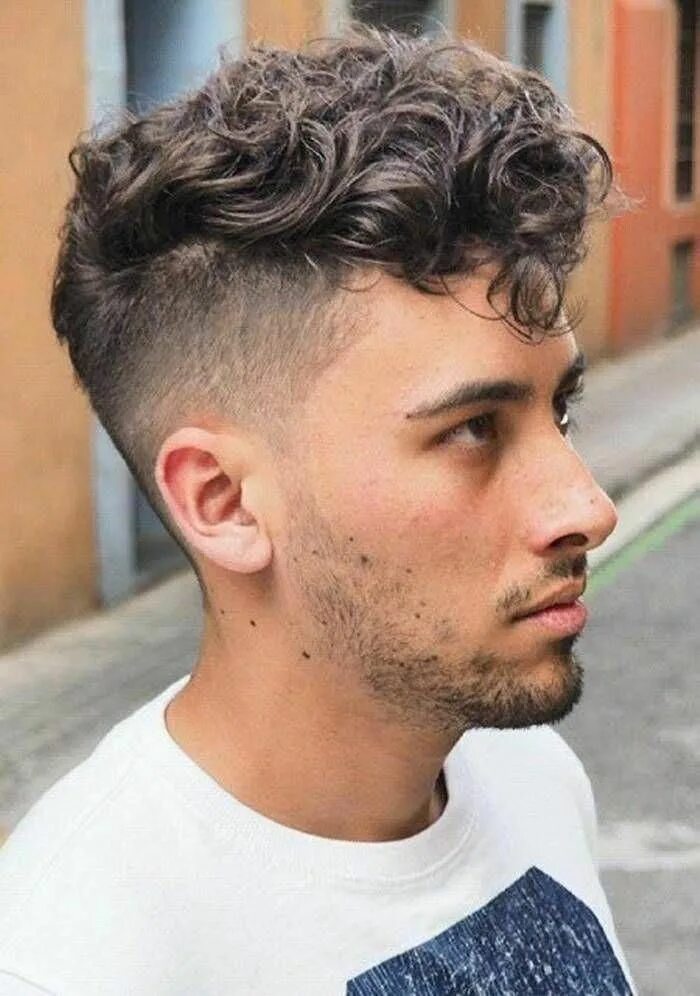 Прическа кучерявая мужская короткая 43 Best Curly Hairstyles for Men To Look Charismatic Peinados pelo rizado hombre