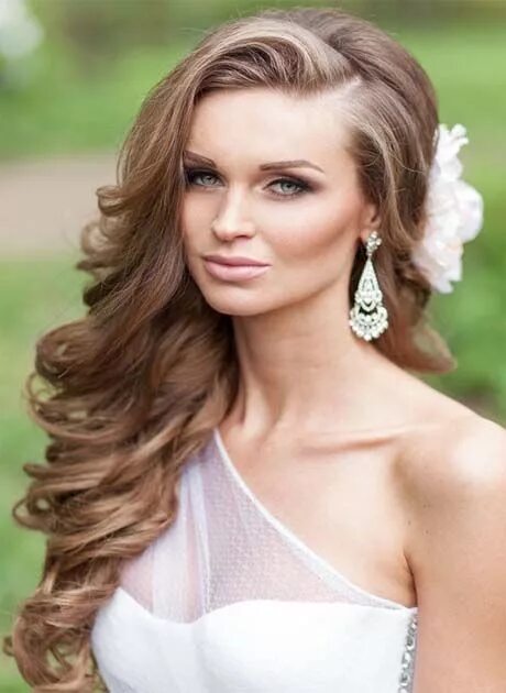 Прическа кудри на бок на средние Perfect Long Wedding Hairstyles with Glam 2019 Прически и Красота