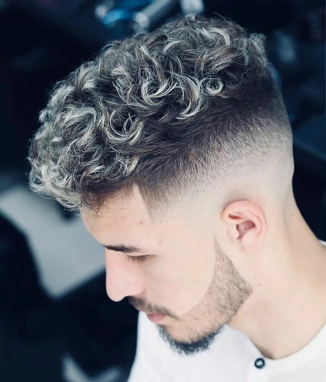 Прическа кудри на короткие волосы мужские Hair Color for Men: 40 Examples Ranging from Vivids to Natural Hues Dark curly h