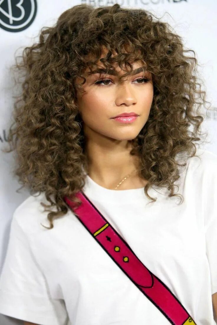 Прическа кудряшка фото Top Curly Hairstyles for Black Women 2022 Curly hair styles, Curly hair styles n