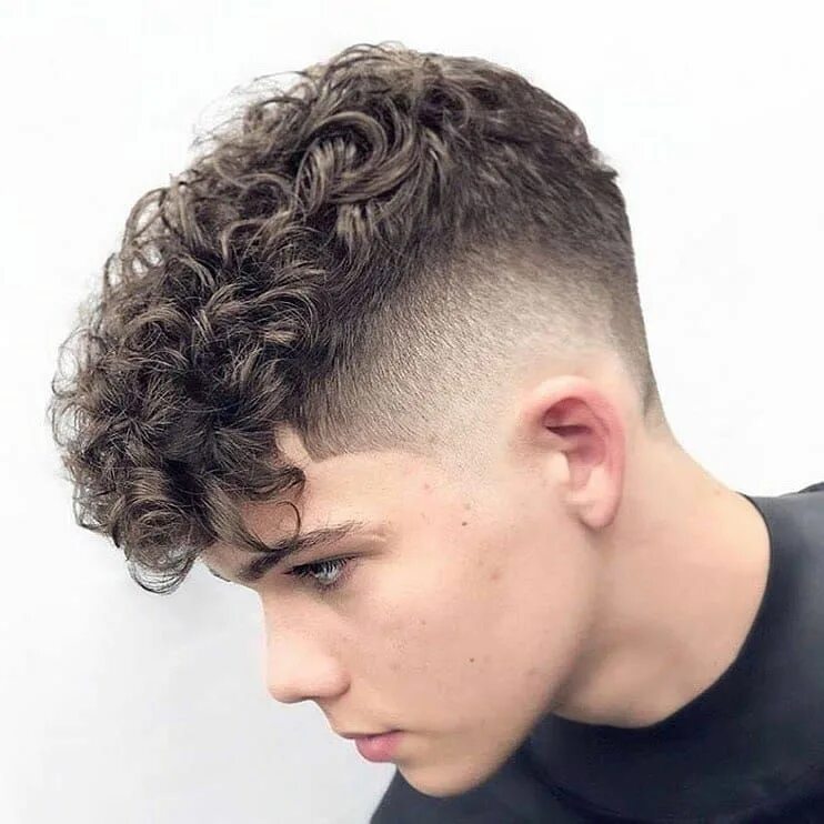 Прическа кудрявая челка мужская 1,474 Me gusta, 7 comentarios - HAIRSTYLE (@hair.trends.men) en Instagram: "#hai