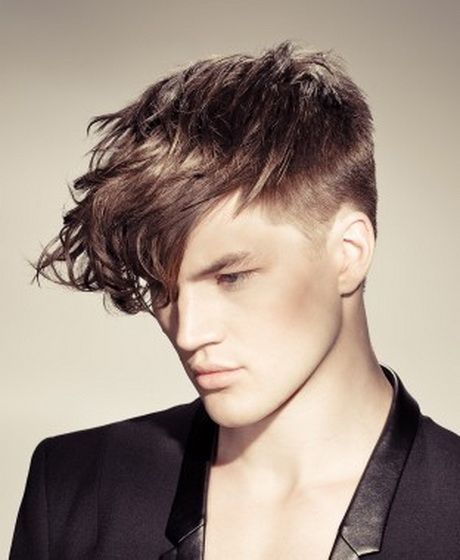 Прическа кудрявая челка мужская Afficher l'image d'origine Mens hairstyles short, Mens hairstyles, Men's short h