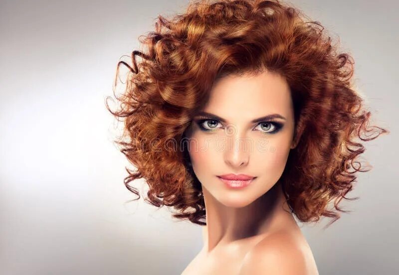 Прическа легкая химия Pretty Red Haired Girl with Curls. Stock Photo - Image of head, beauty: 66339836