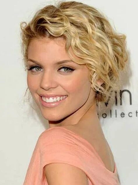 Прическа локоны на короткие волосы 21 Short Wavy Hairstyles 2024 - Fashionable Short Haircuts for Women - Pretty De