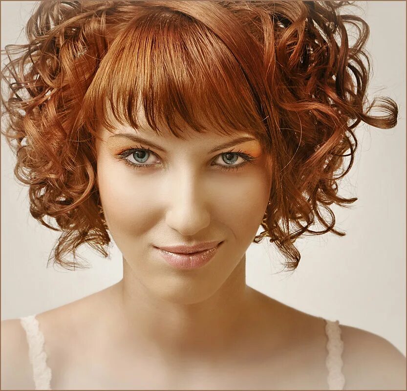 Прическа локоны на короткие волосы с челкой Curls Portrait photos Portraits with a soul