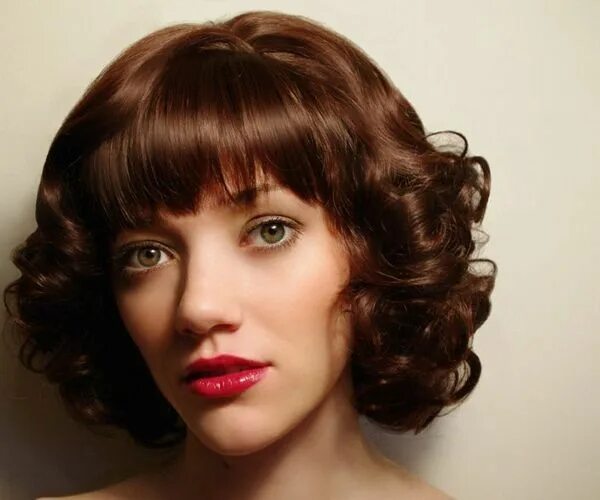 Прическа локоны на короткие волосы с челкой curly bob hairstyles with bangs heledis.com/ Shortish Hair Curly bob hairstyles,