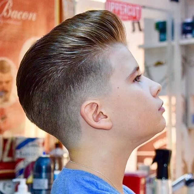 Прическа мальчик сверху длинные Pin by Lars Blokkiegames on kapsels jongeren Boy hairstyles, 2017 hair trends, H