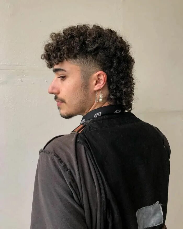 Прическа маллет 2024 Mullet Haircut: 50 Ideas for Modern Mullet for 2023 - Hairstyle on Point Men hai