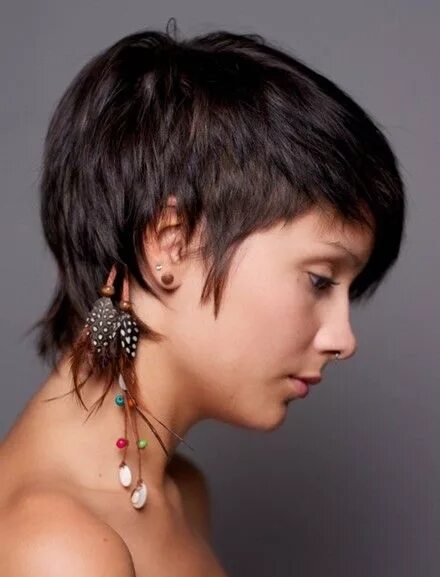 Прическа маллет на короткие волосы Straight Cropped Hairstyles: Very Short Haircuts for Women - PoP Haircuts Crop h