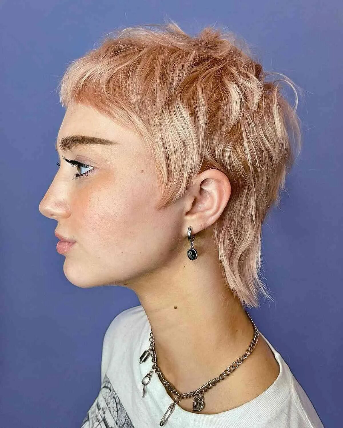 Прическа маллет женская фото 2024 30 Trendiest Haircuts & Colors for Spring 2024 Kort haar ideeën, Kapsels voor ko