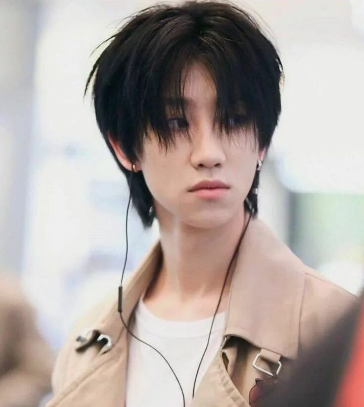 Прическа маллет женская современная корейская 9+ Hair Long Black Korean in 2020 Seventeen the8, Seventeen minghao, Seventeen