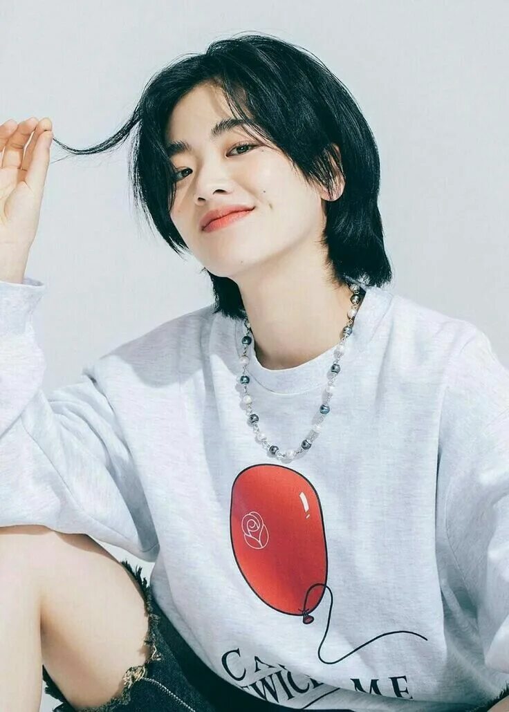 Прическа маллет женская современная корейская @halloweenideas Linktree in 2022 Lee joo young, Korean short hair, Tomboy hairst