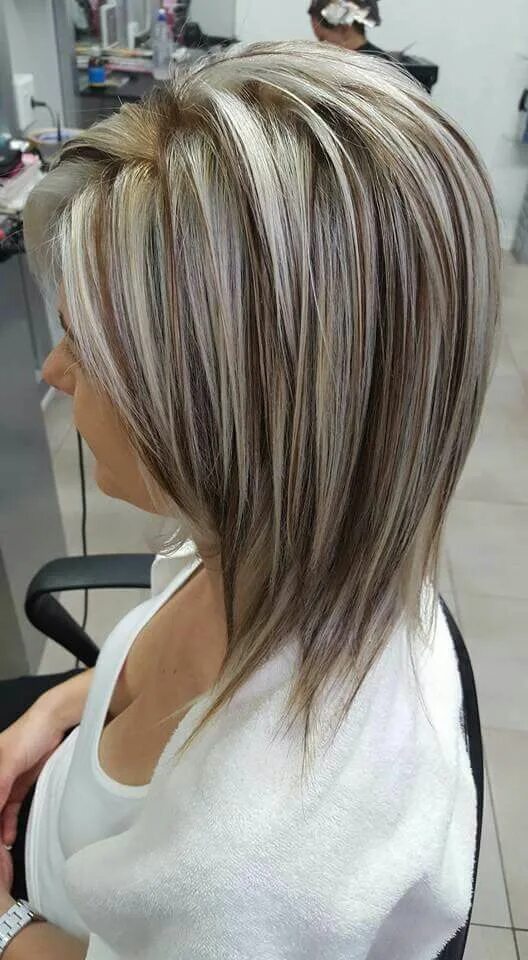 Прическа мелирование женская на средние волосы My hair cut my hair color Cortes de pelo, Corte de pelo escalonado, Mechas cabel