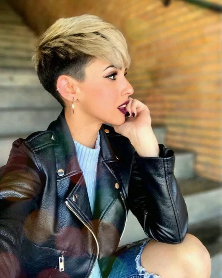 Прическа милитари женская Pin by Евгения Ларионова on #HottHair Short hair undercut, Hair styles, Undercut