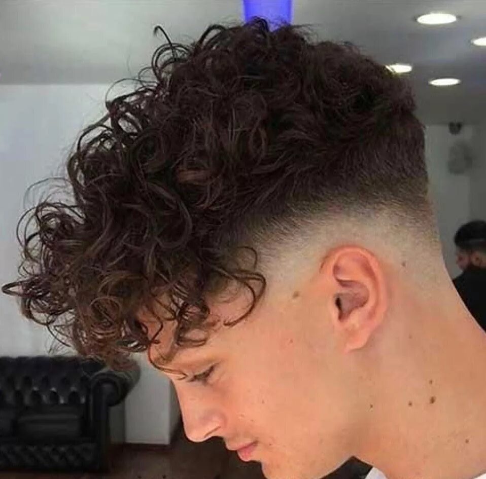 Прическа мужская кудри сверху Men's Blog Featuring Style & Trends TheCuriopop.com United States Mens hairstyle