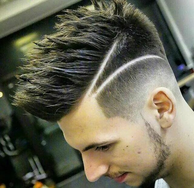 Прическа мужская полоса #MartaECrisParrucchiere #moda #fashion Mens hairstyles, Haircut designs, Hair st