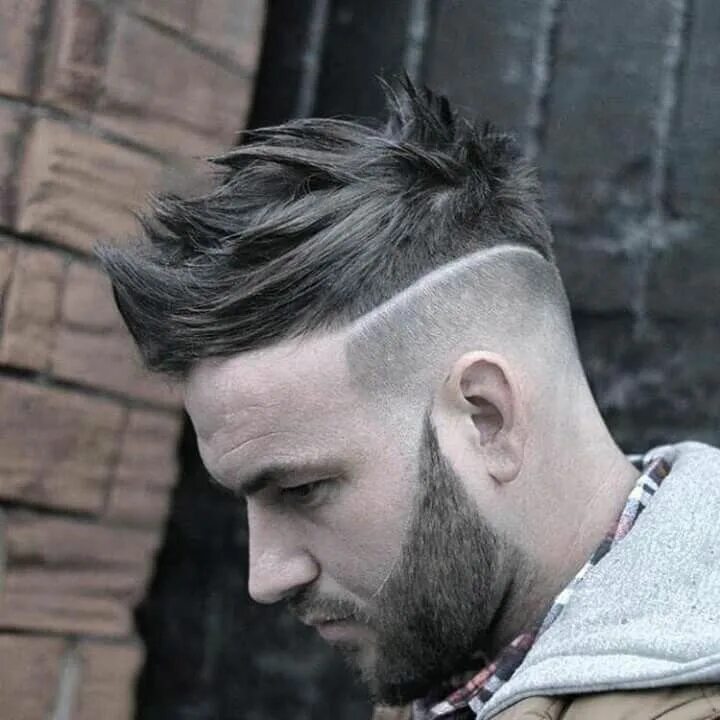 Прическа мужская полоса Pin by Stanislav Zhuravlev on Haircut in 2022 Mens hairstyles undercut, Mens hai