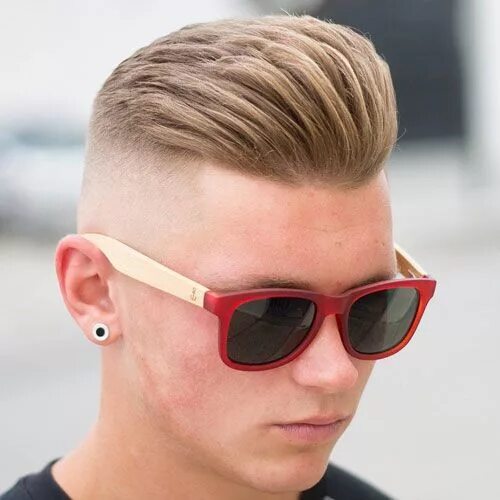 Прическа мужская сбриты бока 15 Cool Pompadour Fade Haircuts in 2024 High fade haircut, Mens haircuts fade, F