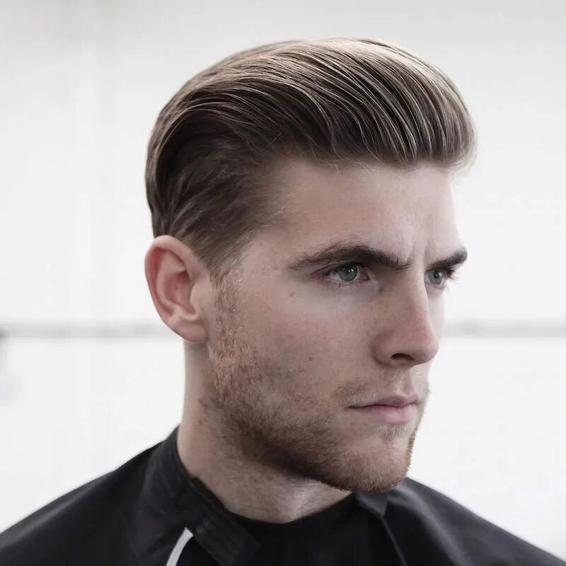 Прическа мужская закрученная 45+ Popular Haircuts For Men: 2024 Trends Mens slicked back hairstyles, Cool hai