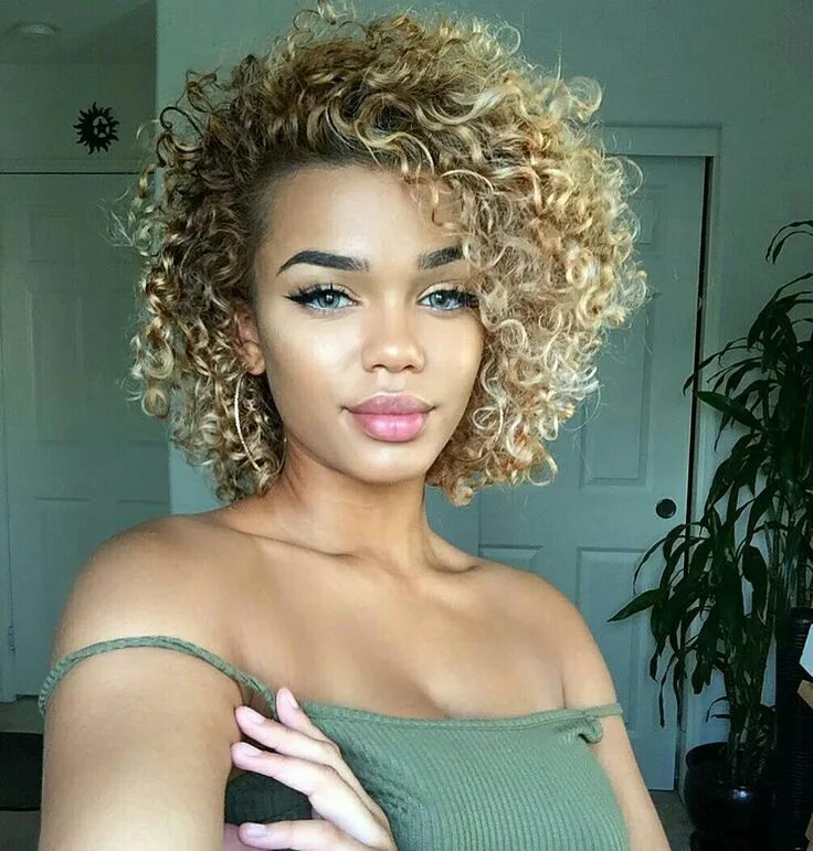 Прическа на афро кудри средние Pin on Beautiful Black Queens in 2024 Curly hair styles, Human hair wigs, Hair l