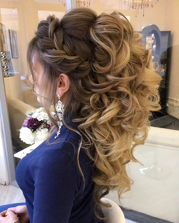 Прическа на день рождение длинные See this Instagram photo by @elstile * 805 likes Hair styles, Quince hairstyles,