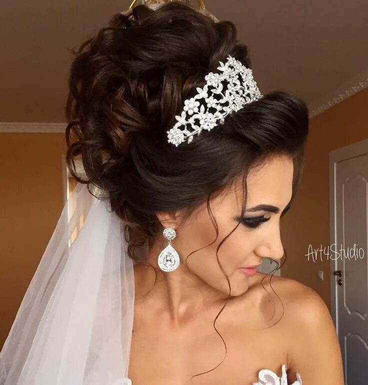 Прическа на длинную фату с диадемой 40 Gorgeous Wedding Hairstyles for Long Hair Wedding hairstyles for long hair, L