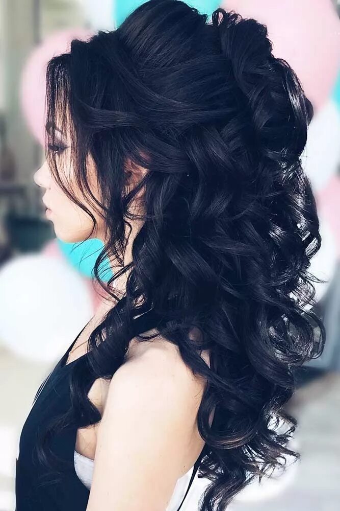 Прическа на длинные черные волосы Voluminous Half Up Half Down Prom Hairstyles picture3 #homecominghairstyles Half